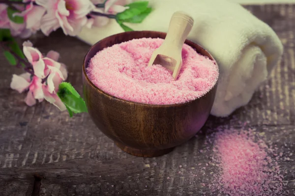 Sea salt in bowl — Stock Photo, Image