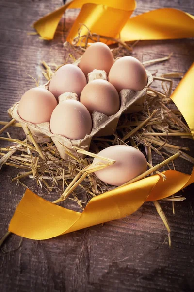 Πασχαλινά αυγά με κορδέλα — Φωτογραφία Αρχείου