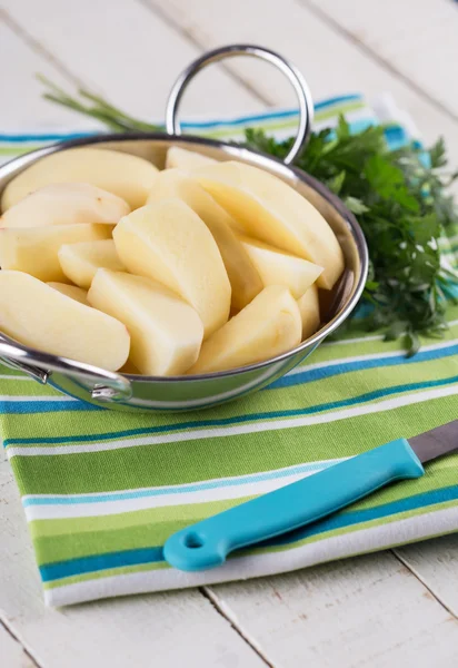 Potato in bowl — Stock Photo, Image