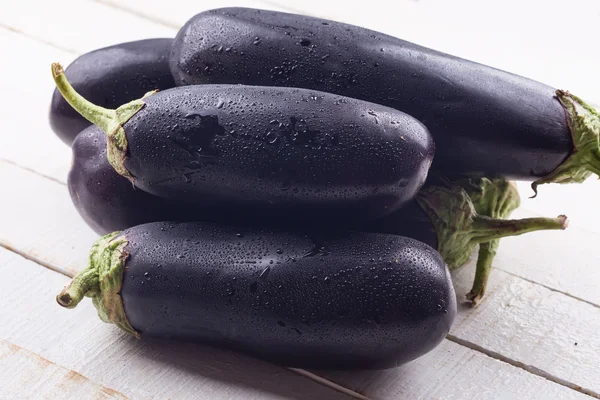 Fresh eggplants — Stock Photo, Image