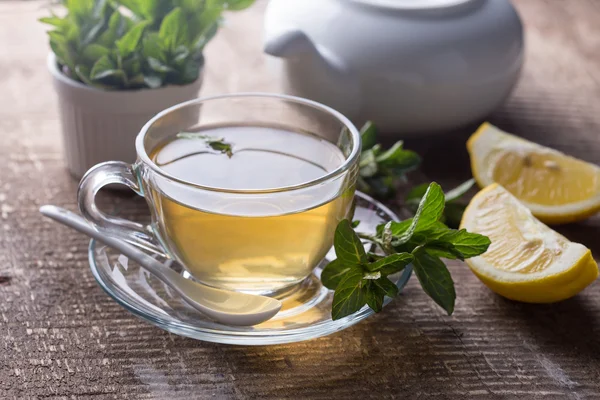 Thé dans la tasse — Photo