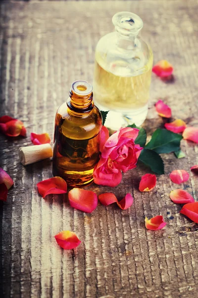 Essential aroma oil — Stock Photo, Image