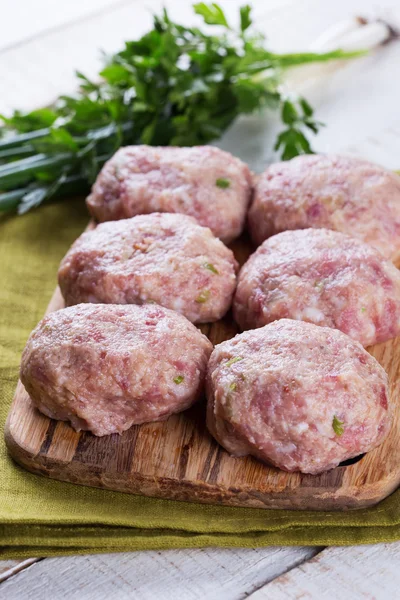 Schnitzels aan boord — Stockfoto