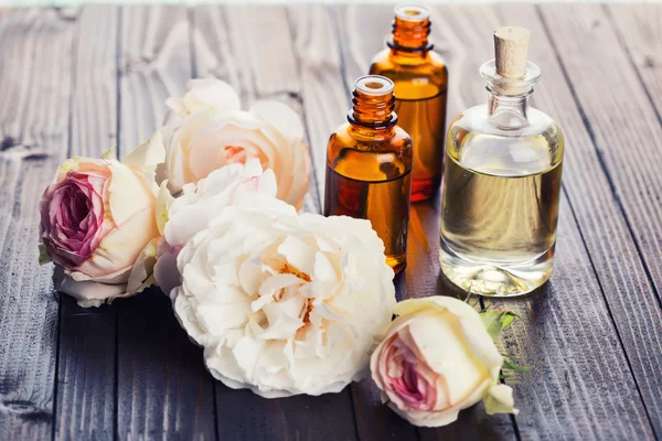 Ätherisches Aromaöl — Stockfoto