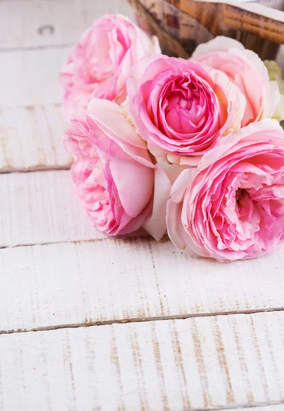 Postcard with fresh roses — Stock Photo, Image