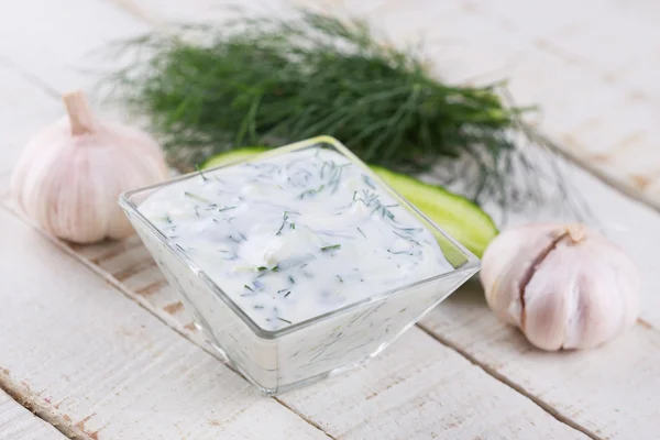 Duik saus tzatziki — Stockfoto