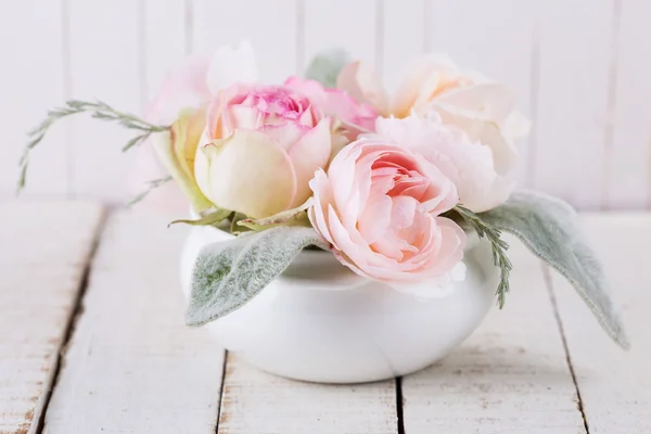 Postcard with fresh flowers — Stock Photo, Image