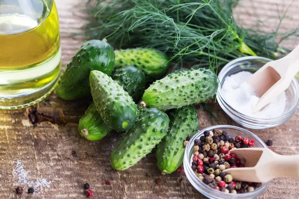 Fresh organic cucumbers — Stock Photo, Image