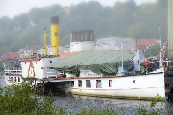 Kolový parník na Labi — Stock fotografie