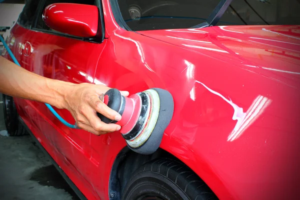 Pulido coche rojo —  Fotos de Stock