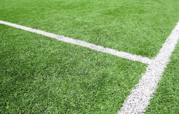 Terrain de football herbe sur le vert — Photo