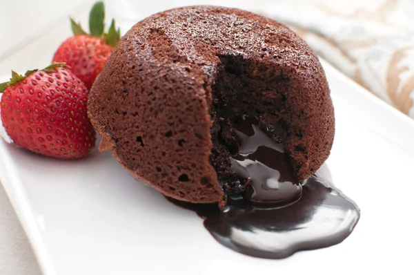 Pastel de chocolate fondant lava — Foto de Stock