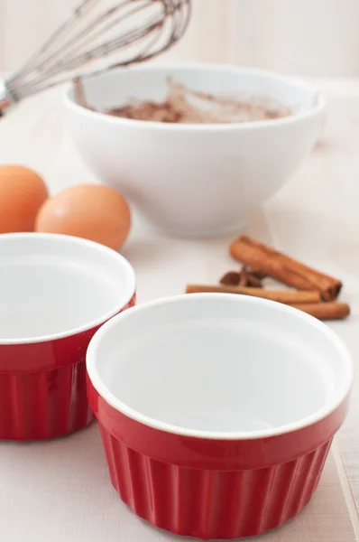 Ingredients for cooking small chocolate cakes — Stock Photo, Image