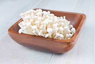 ham egzotik enoki mantar