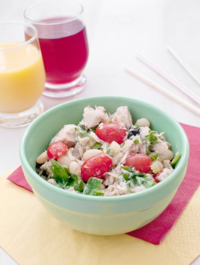 ton balıklı salata cannelini fasulye