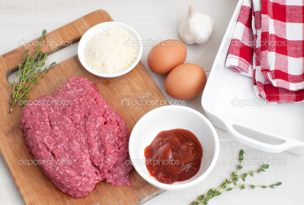 Meatloaf cooking ingredients