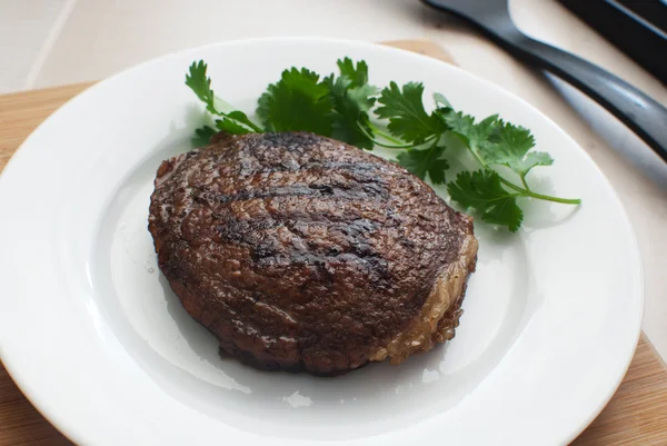 Gegrilltes Rindersteak — Stockfoto