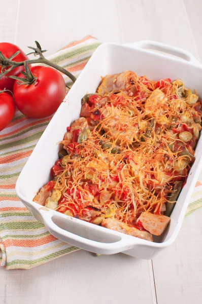 Chicken, string beans and tomatoes cheese casserole — Stock Photo, Image