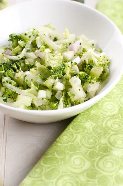 Healthy broccoli and cucumber salad — Stock Photo, Image