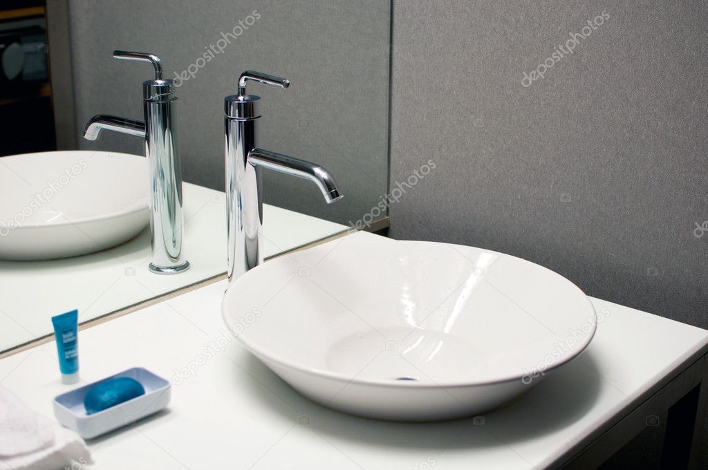 Bathroom sink with modern design
