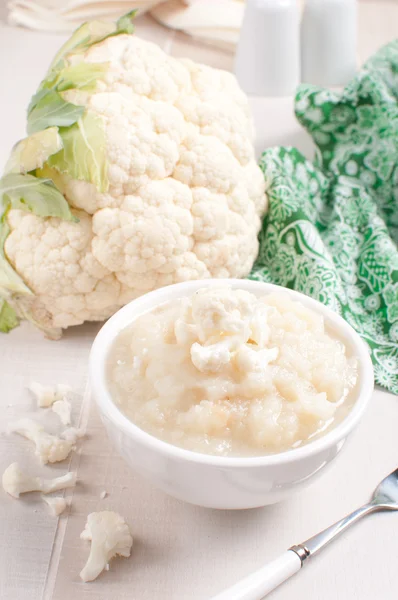 Steamed and pureed cauliflower — Stock Photo, Image