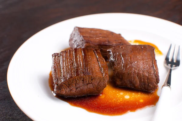 Soy sauce marinated beef — Stock Photo, Image
