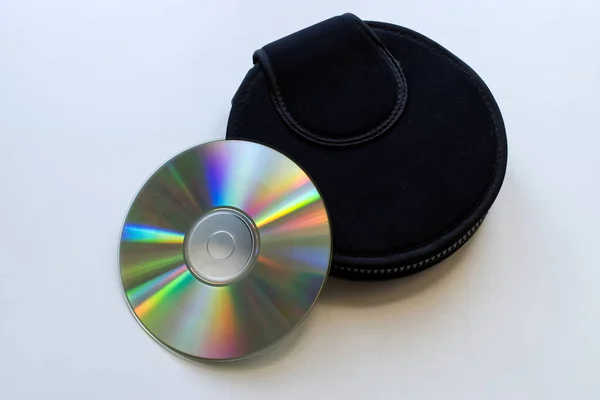 Kompaktní Disk Černé Pouzdro Bílém Pozadí Technologie Let — Stock fotografie