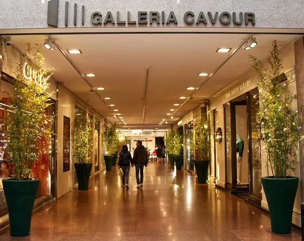 Bologna Aprile 2022 Galleria Cavour Famoso Centro Commerciale Lusso Bologna — Foto Stock