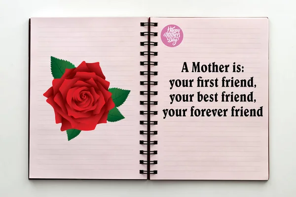 Szczęśliwego Dnia Matki Cytatem Napisanym Otwartym Notesie — Zdjęcie stockowe