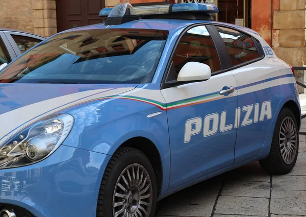 Carro Polícia Italiana Polizia Italiana Mantendo Segurança Bolonha — Fotografia de Stock