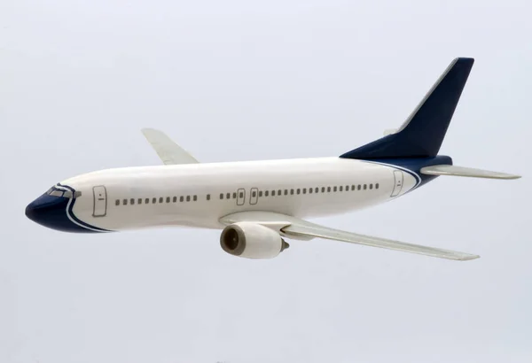 Modellflugzeug Isoliert Auf Weißem Hintergrund Spielzeugflugzeugmodell — Stockfoto