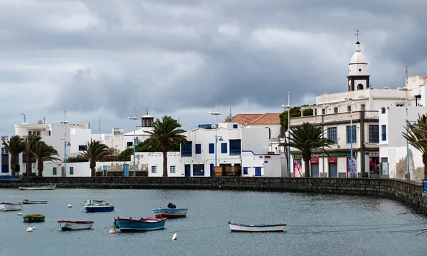 西班牙加那利群岛兰萨罗特岛 2022年5月23日 西班牙兰萨罗特岛阿雷西夫镇景观 加那利群岛 西班牙 — 图库照片