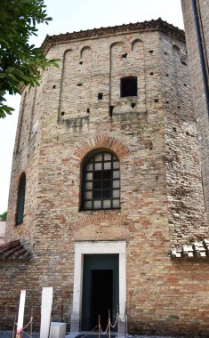 Octagonal baptistery of Neon. External view. Ravenna, Italy.
