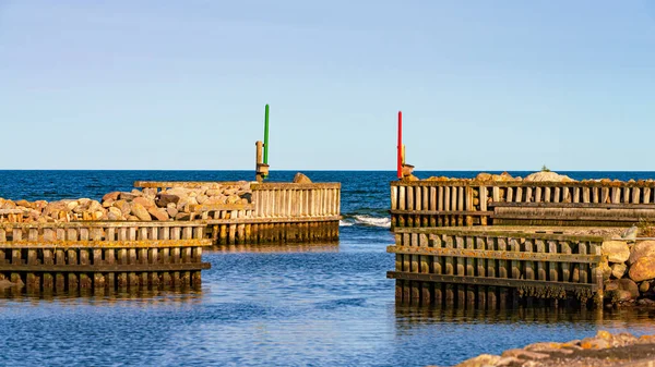 デンマークのバルト海の港への入り口 — ストック写真