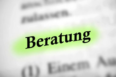 Tavsiye - Alman siyah beyaz metni yeşille vurgulandı 