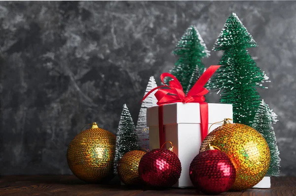 Happy New Year Greeting Card Christmas Tree Balls Gifts Close — Fotografia de Stock