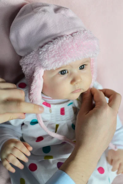 Baby girl with pink hat — Stock Photo, Image