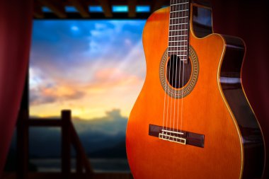 bir odada klasik gitar