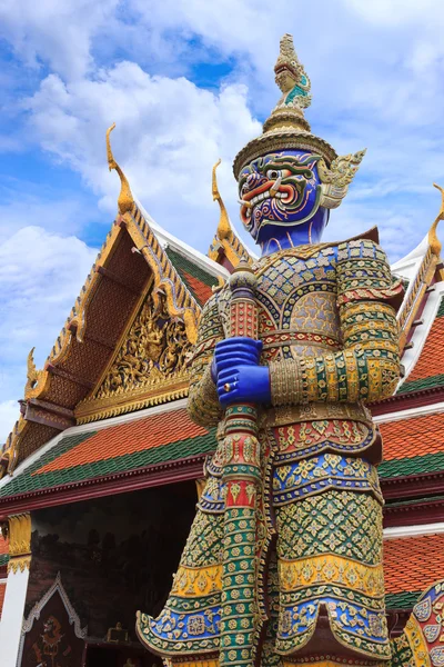 wat phra kaew, Tapınağı emerald Buda Guardian'daki şeytan b