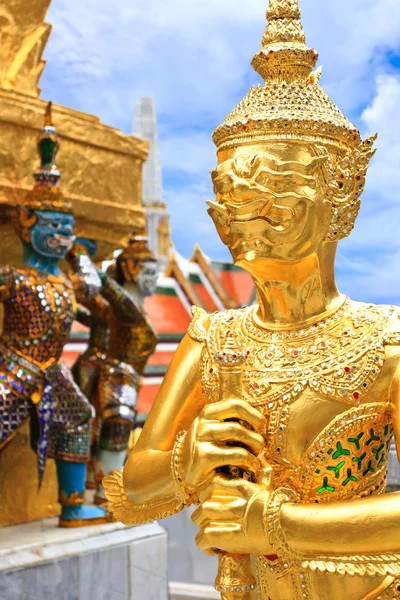 Guardião Demônio em Wat Phra Kaew, Templo da Esmeralda Buda, B — Fotografia de Stock