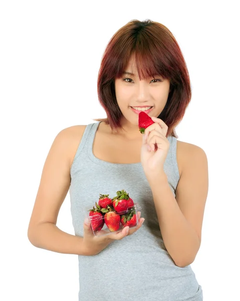 Isolé jeune asiatique femme avec fraise — Photo