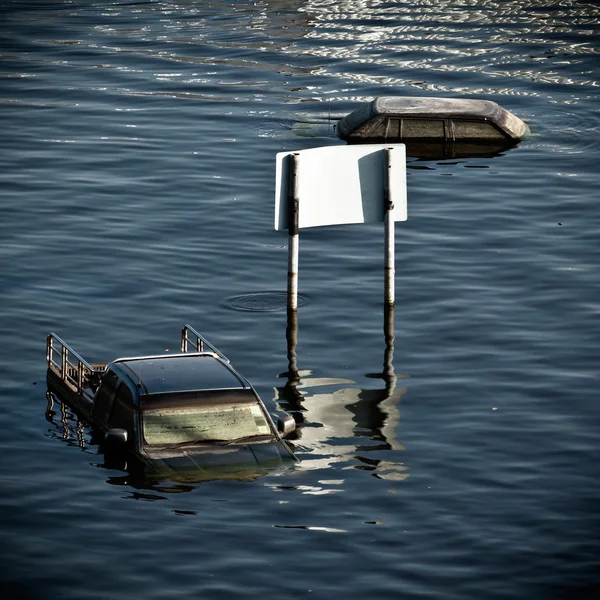 Pickup truck and car drown in water — Stock Photo, Image