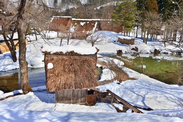 Ferienhaus im Dorf Ogimachi in shirakawago — Stockfoto