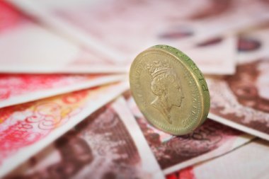 İngiliz Lirası para İngiliz Lirası banknotların üzerinde yer