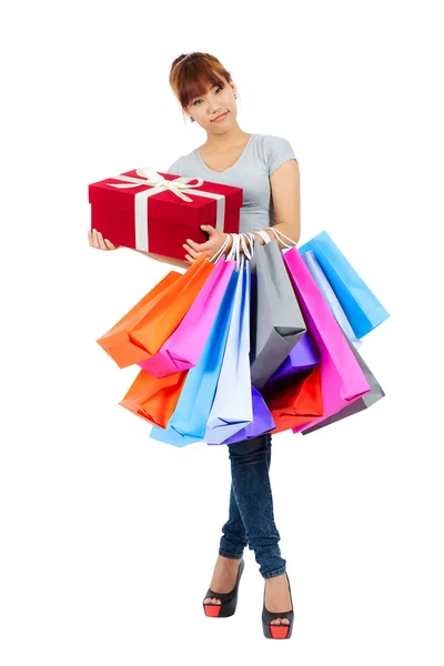 Joven asiático mujer con compras bolsas —  Fotos de Stock