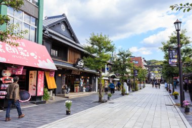 dazaifu tenmangu önünde bir sokak