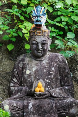 Japon taş heykel