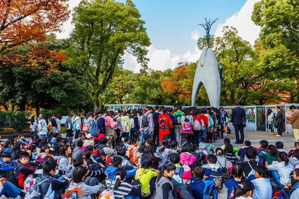 Monumento a la Paz Infantil en Hiroshima — Foto de Stock