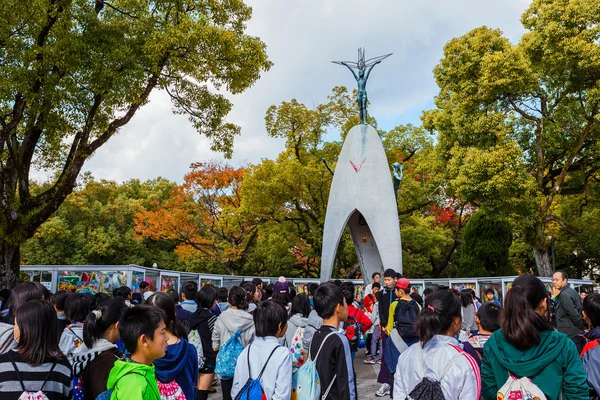 Monumento a la Paz Infantil en Hiroshima — Foto de Stock