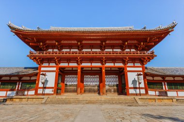 nara todaiji tapınağında Chu-mon kapısı